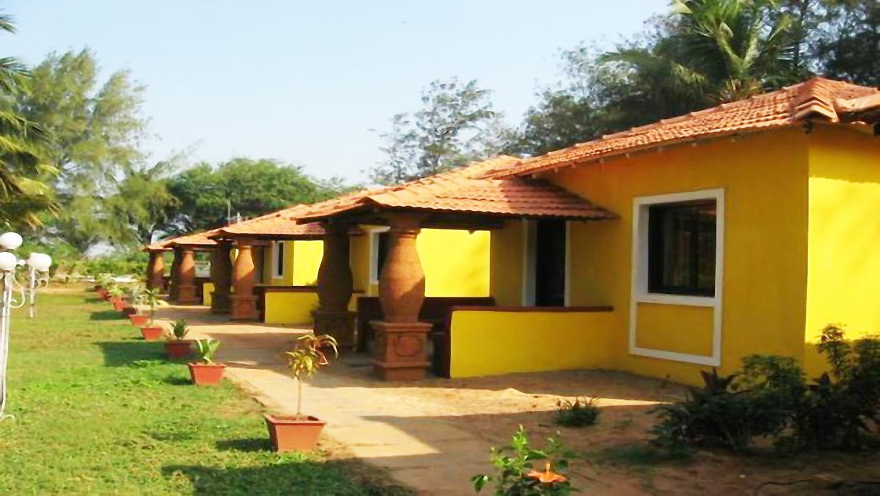 Lamour Beach Resort Benaulim Exterior photo