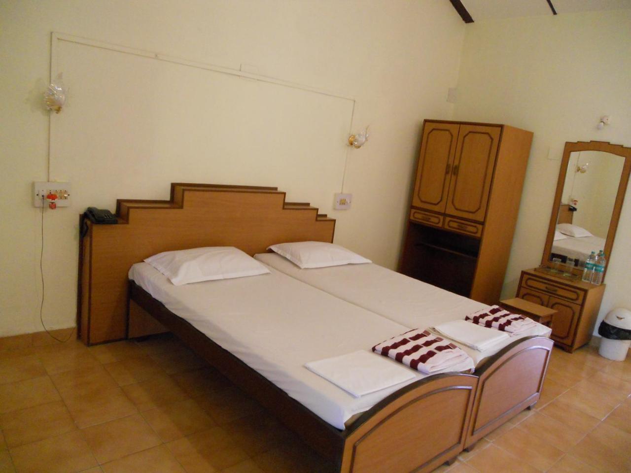 Lamour Beach Resort Benaulim Exterior photo